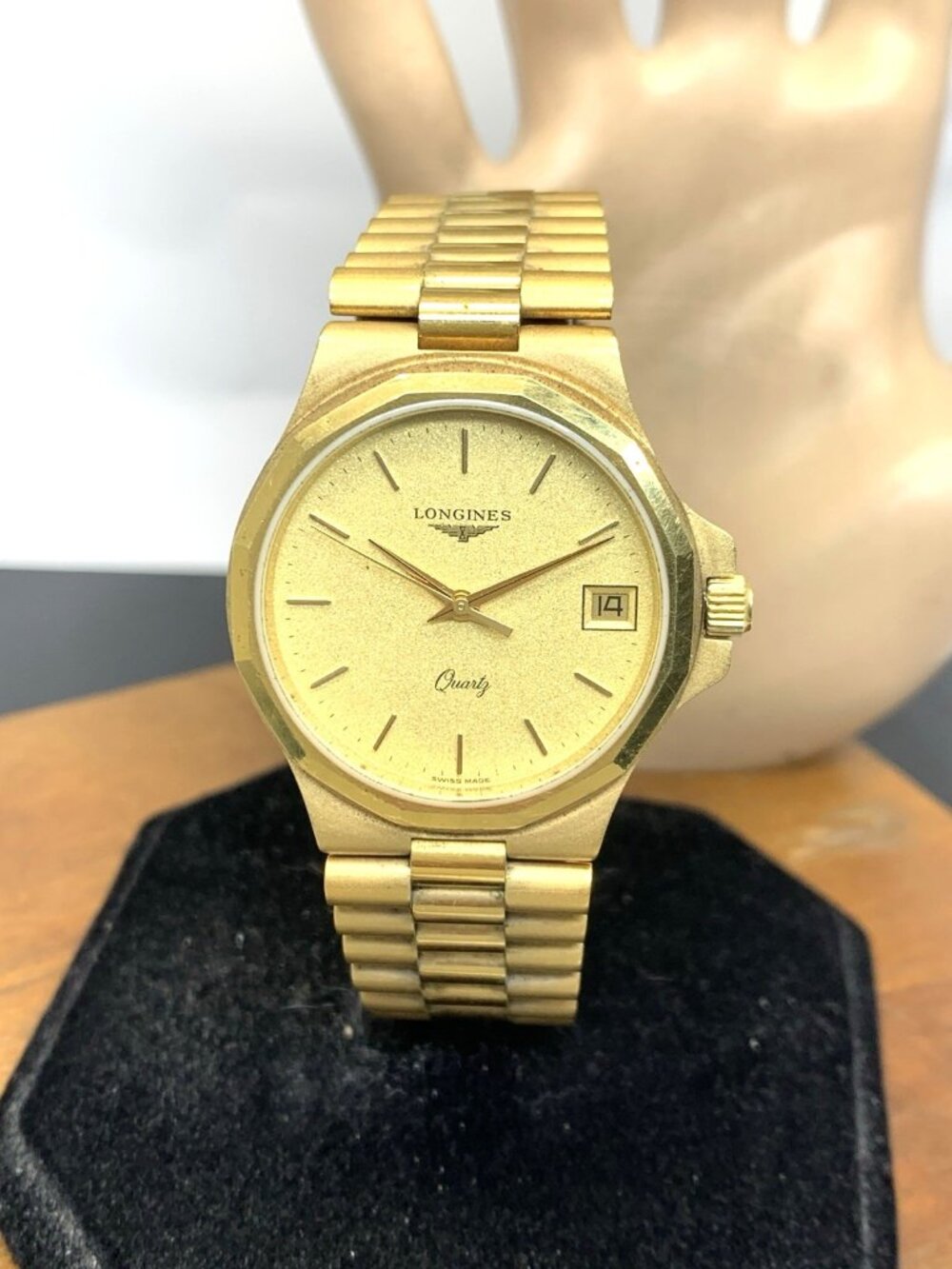 Longines Men's Watch Vintage Swiss Quartz Date Gold Stainless Steel 34mm